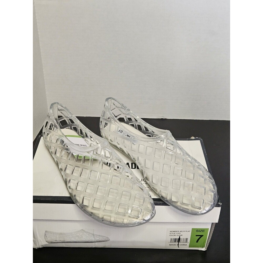 Sz 7 - Steve Madden Jelly Flats Clear Womens